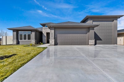 2,449sf New Home in Meridian, ID