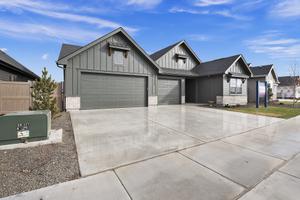 2,300sf New Home in Eagle, ID