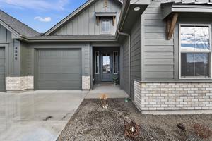 2,300sf New Home in Eagle, ID